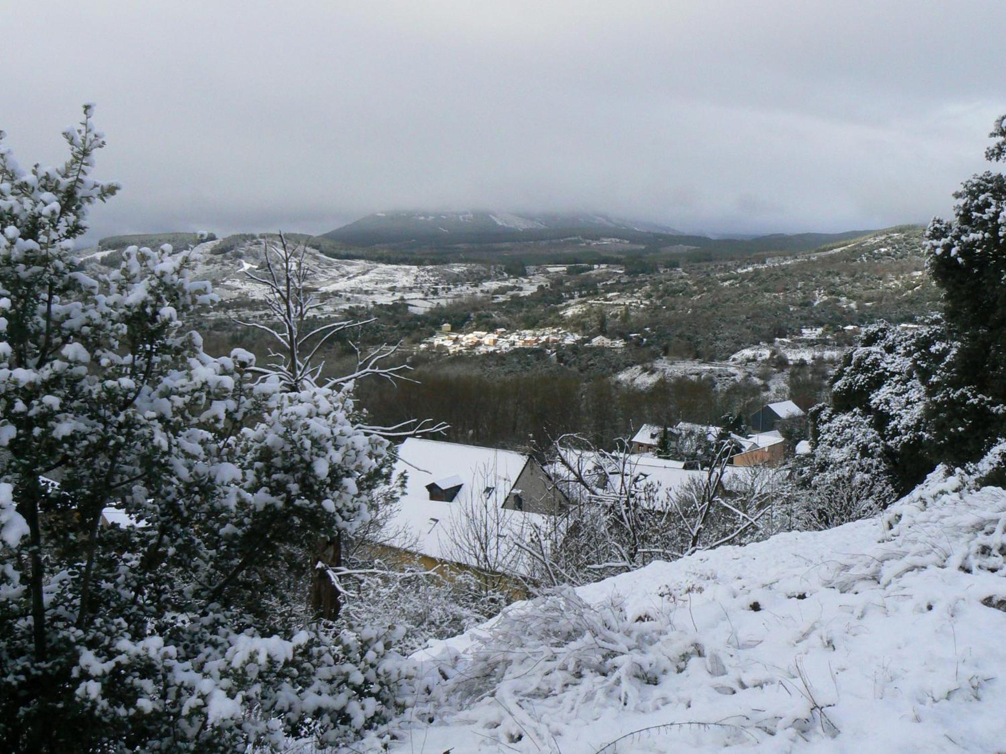 Casa De Turismo Rural Sardom2 Bembibre Kültér fotó