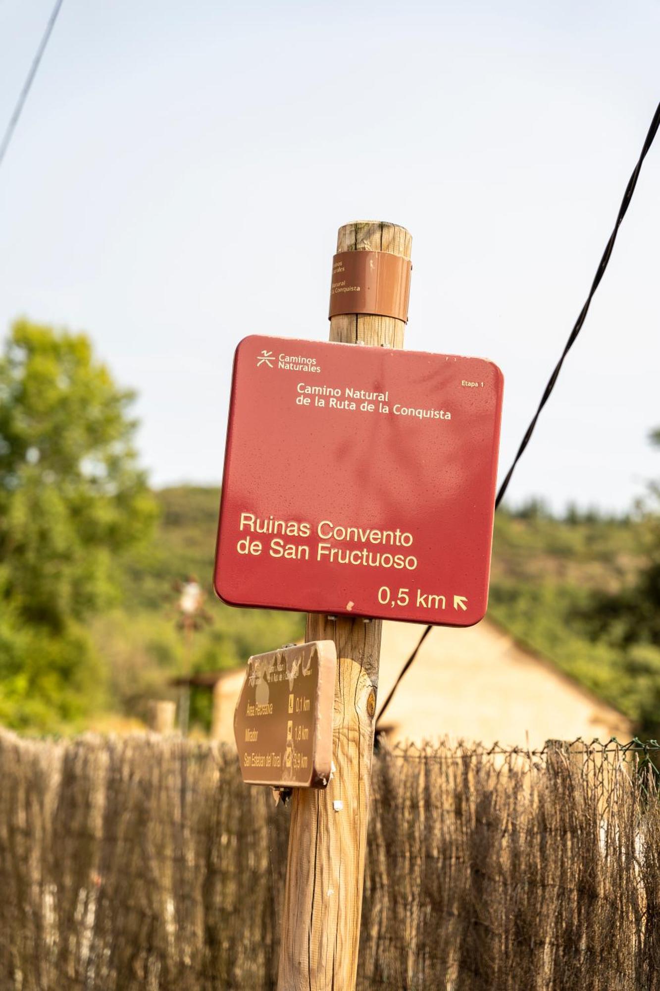 Casa De Turismo Rural Sardom2 Bembibre Kültér fotó