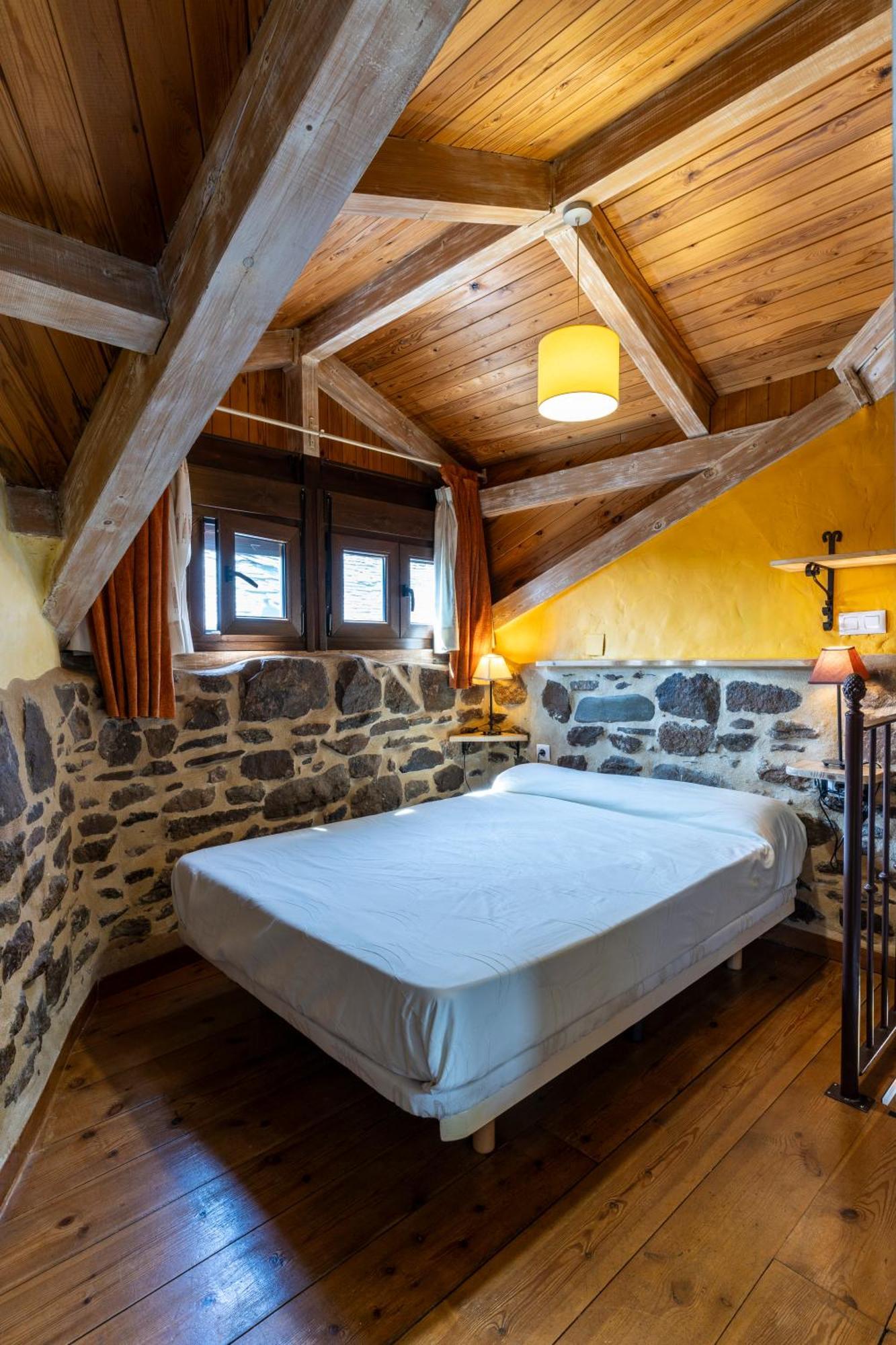 Casa De Turismo Rural Sardom2 Bembibre Kültér fotó
