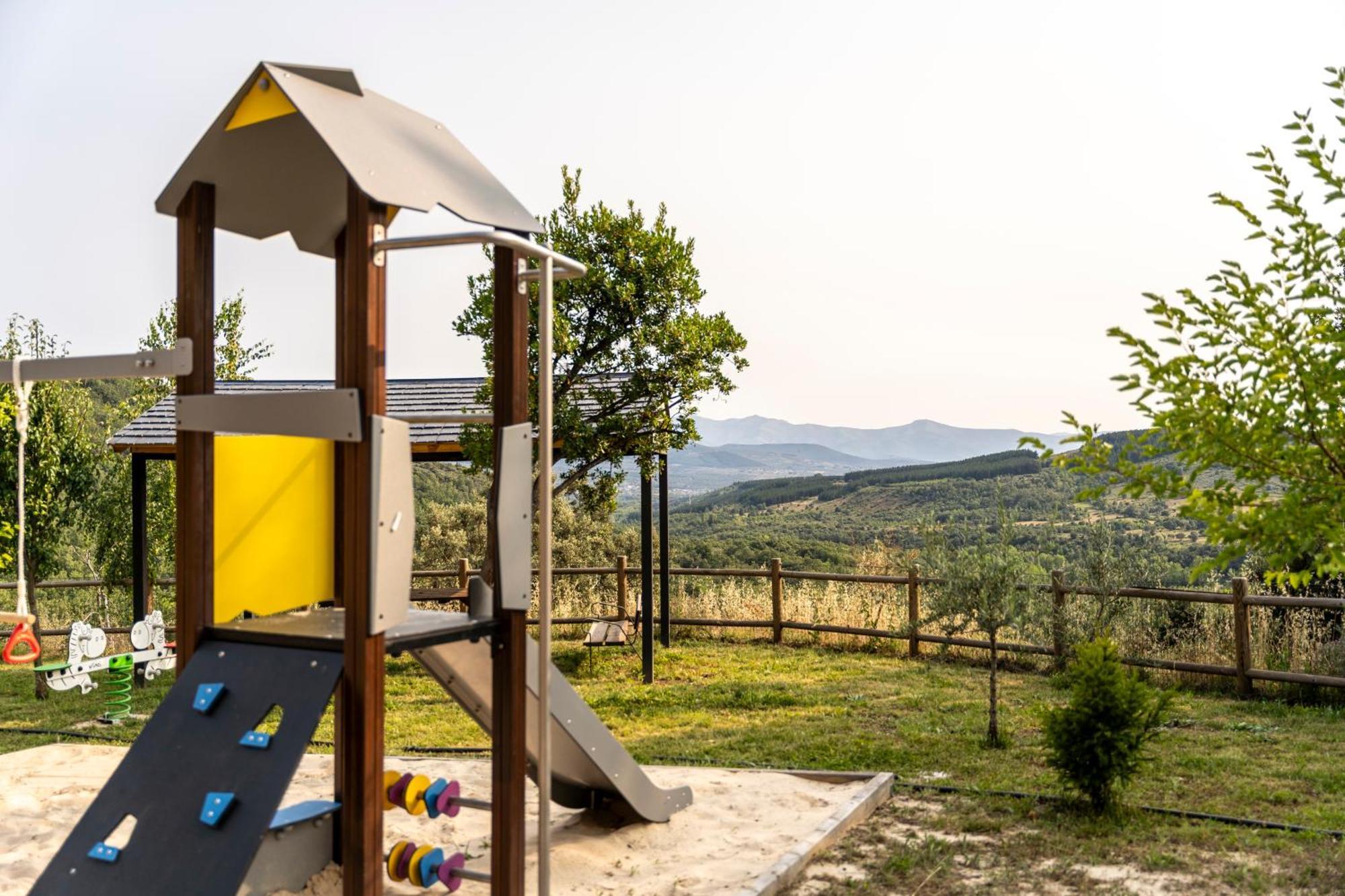 Casa De Turismo Rural Sardom2 Bembibre Kültér fotó